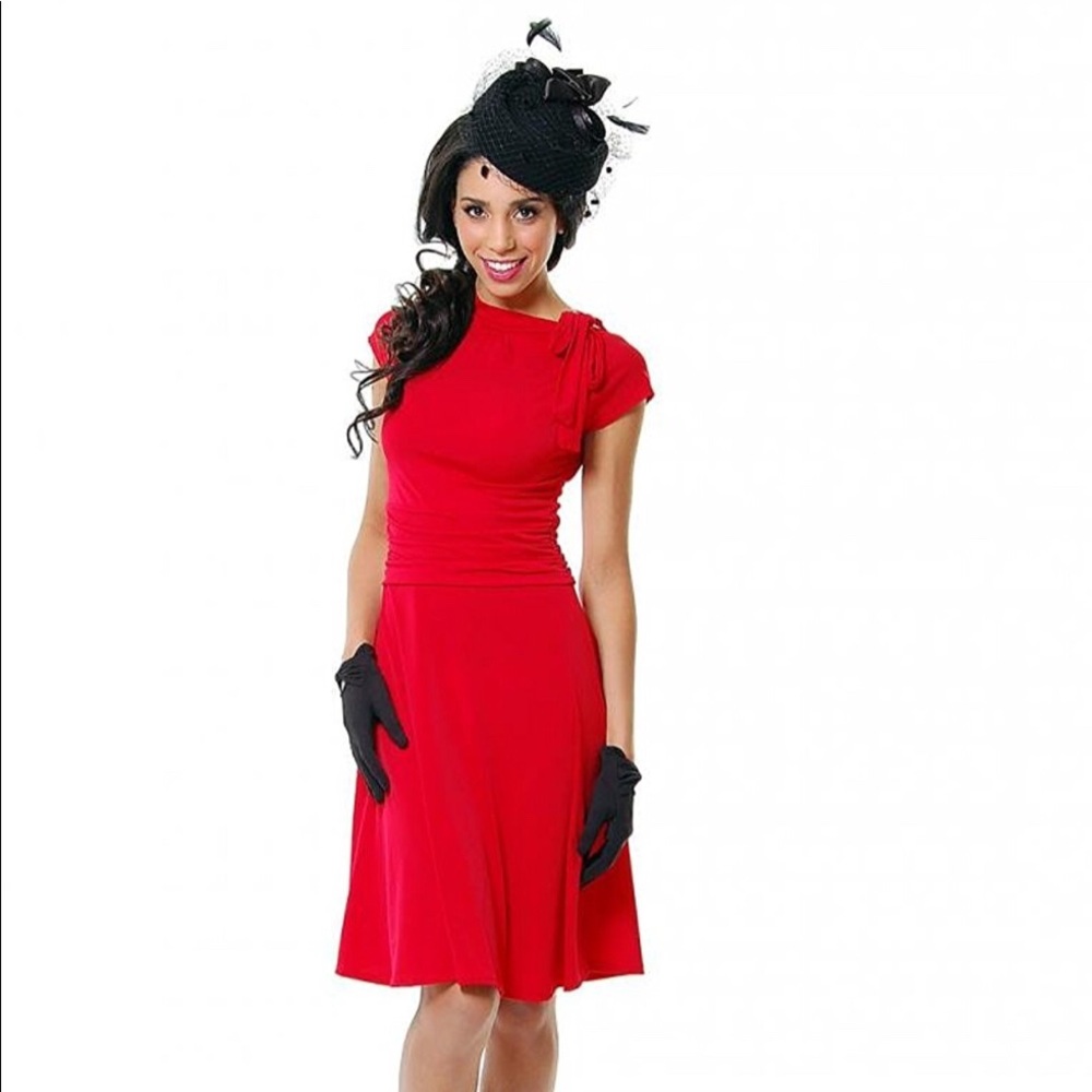 Red retro bombshell dress size M